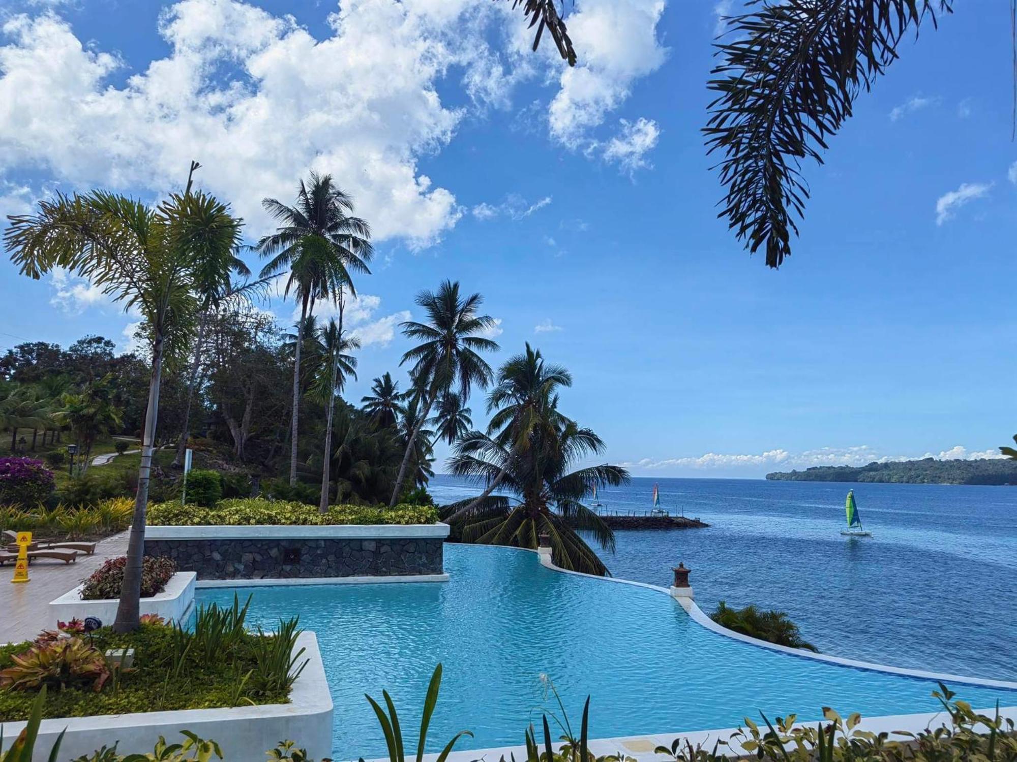 Kembali Condo Resort With Sea View Davao Exterior photo